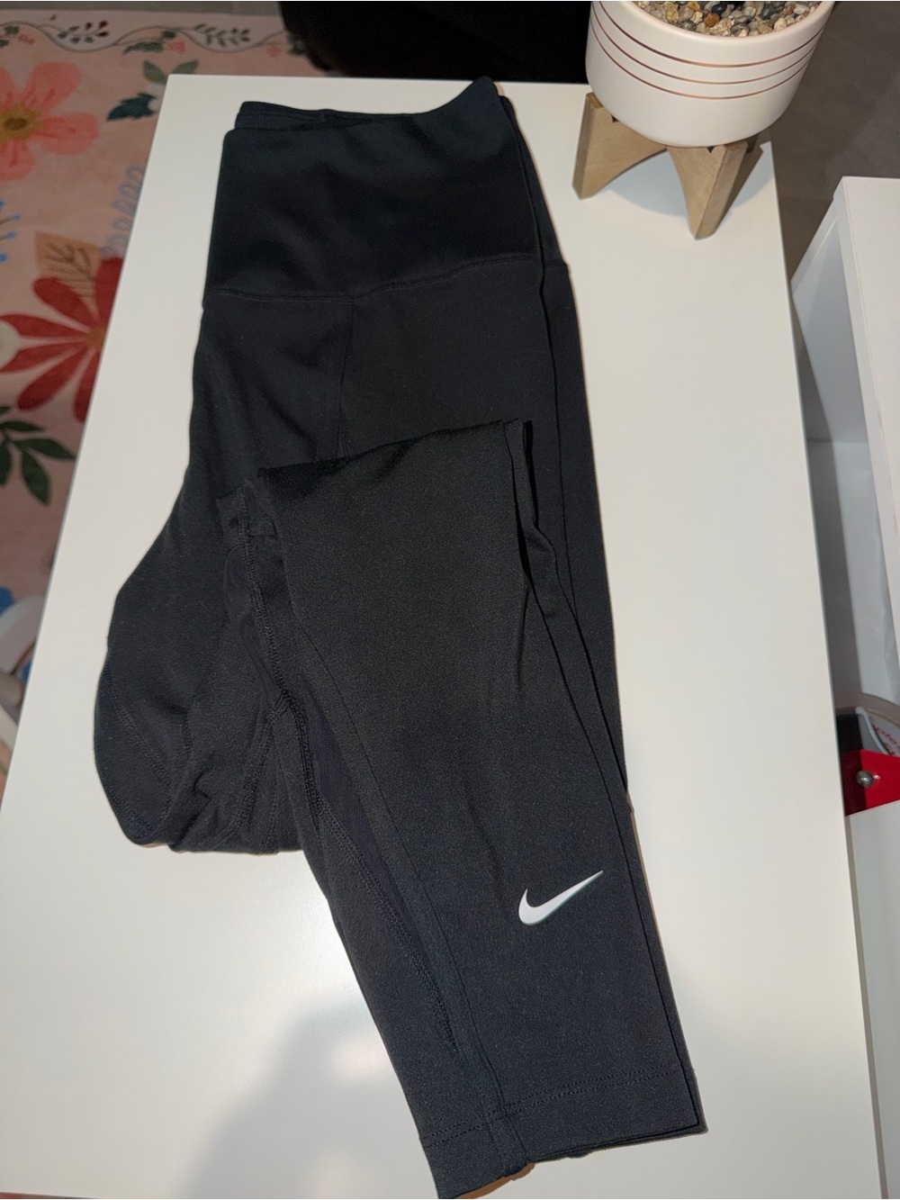 Nike Black Athletic Leggings with Swoosh Logo